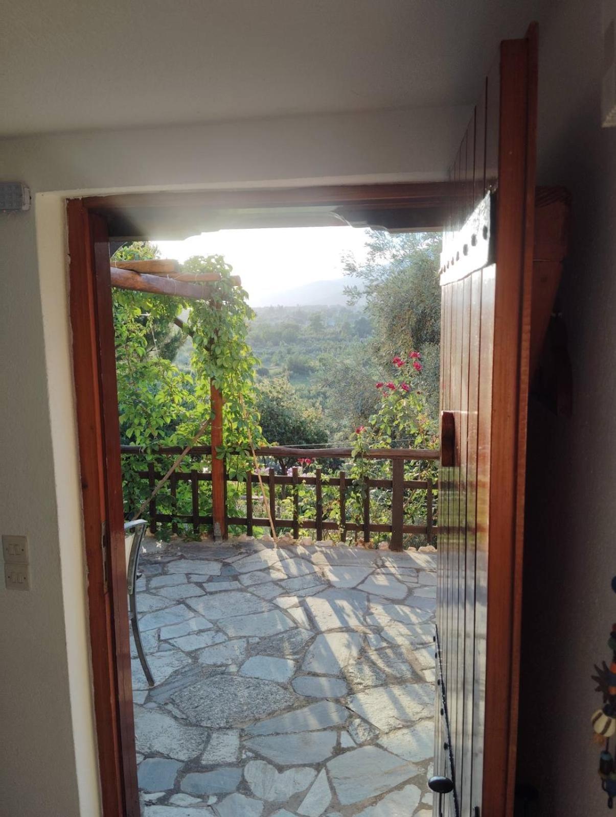 Guesthouse Apanemia Áfissos Luaran gambar